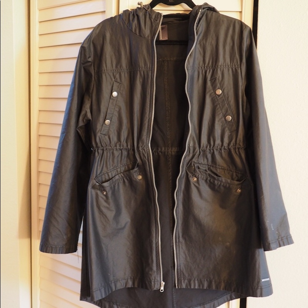 Mondetta Black Rain Jacket - Long, Hooded - Size L